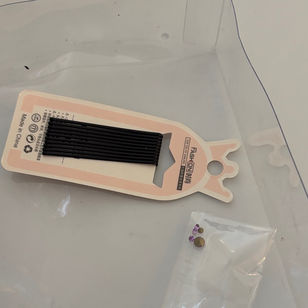 Elegant Purple Tiara Hair Accessory - Picture 7 of 9